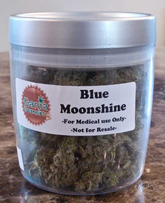GanjaGourmetBlueMoonshinejar